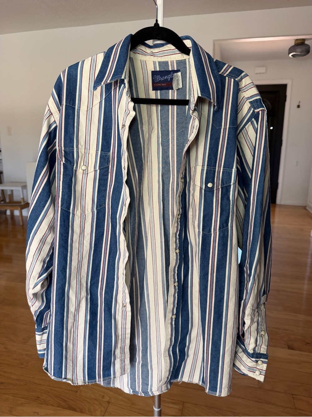 Wrangler Blue & Cream Striped Casual Button-Down Shirt